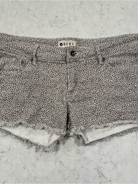 Roxy Low-Rise Beige Leopard Animal Print Frayed Hem Denim Shorts 2.5" Inseam